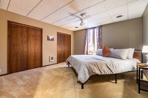 2 habitaciones, escritorio, wifi gratis y ropa de cama 