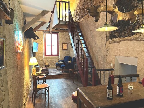 La Maison de Mama C: Charming french village home