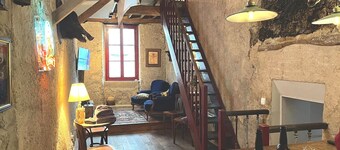 La Maison de Mama C: Charming french village home