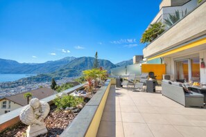 Outdoor dining - Panorama maggiore apartment, Locarno, Switzerland (Locarno)