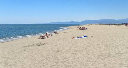 Village Marin Catalan by Interhome