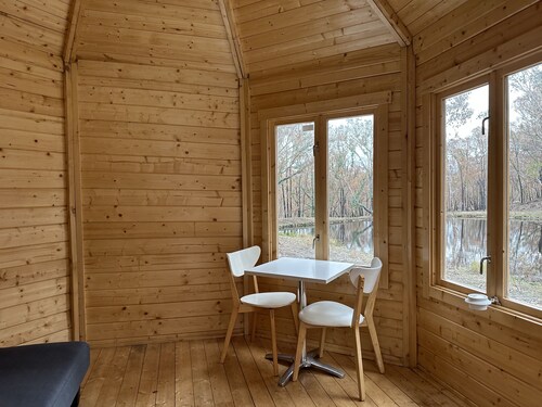 Off-the-grid Mountain hideaway