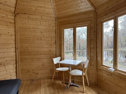 Off-the-grid Mountain hideaway