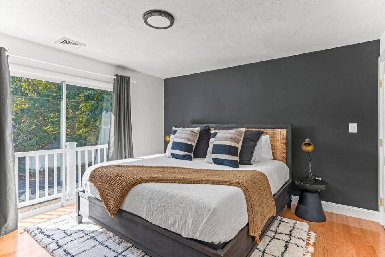 4 Schlafzimmer, Schreibtisch, Bügeleisen/Bügelbrett, Reisekinderbett