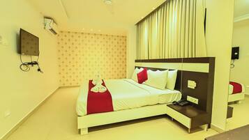 Egyptian cotton sheets, premium bedding, down duvets, pillow-top beds