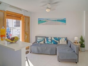 TV - Pont del Moncau by Interhome (Altea)