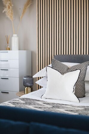 Desk, iron/ironing board, free WiFi, bed sheets
