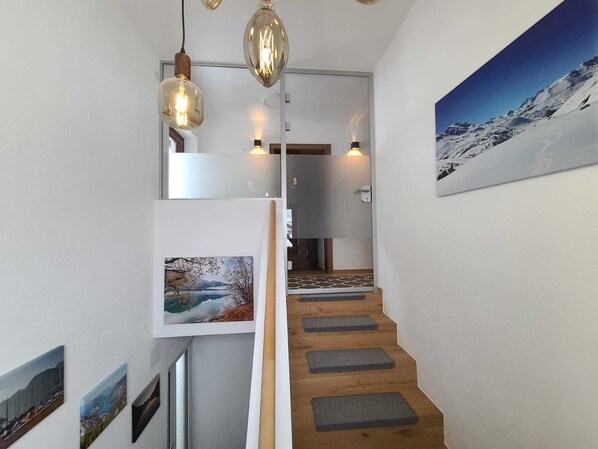 Interior - Renovated, modern and bright apartment in a quiet location for 2 to 5 people (Gemeinde Reutte)