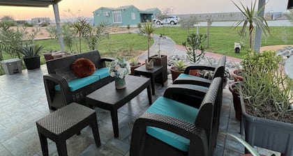 3 bedrooms in the farm with stay in Desert Hut