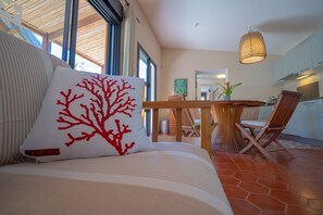 تلفزيون، كُتُب