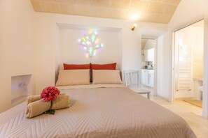 2 bedrooms, iron/ironing board, travel crib, free WiFi