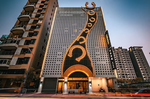 CHECK inn Taichung Qinghai