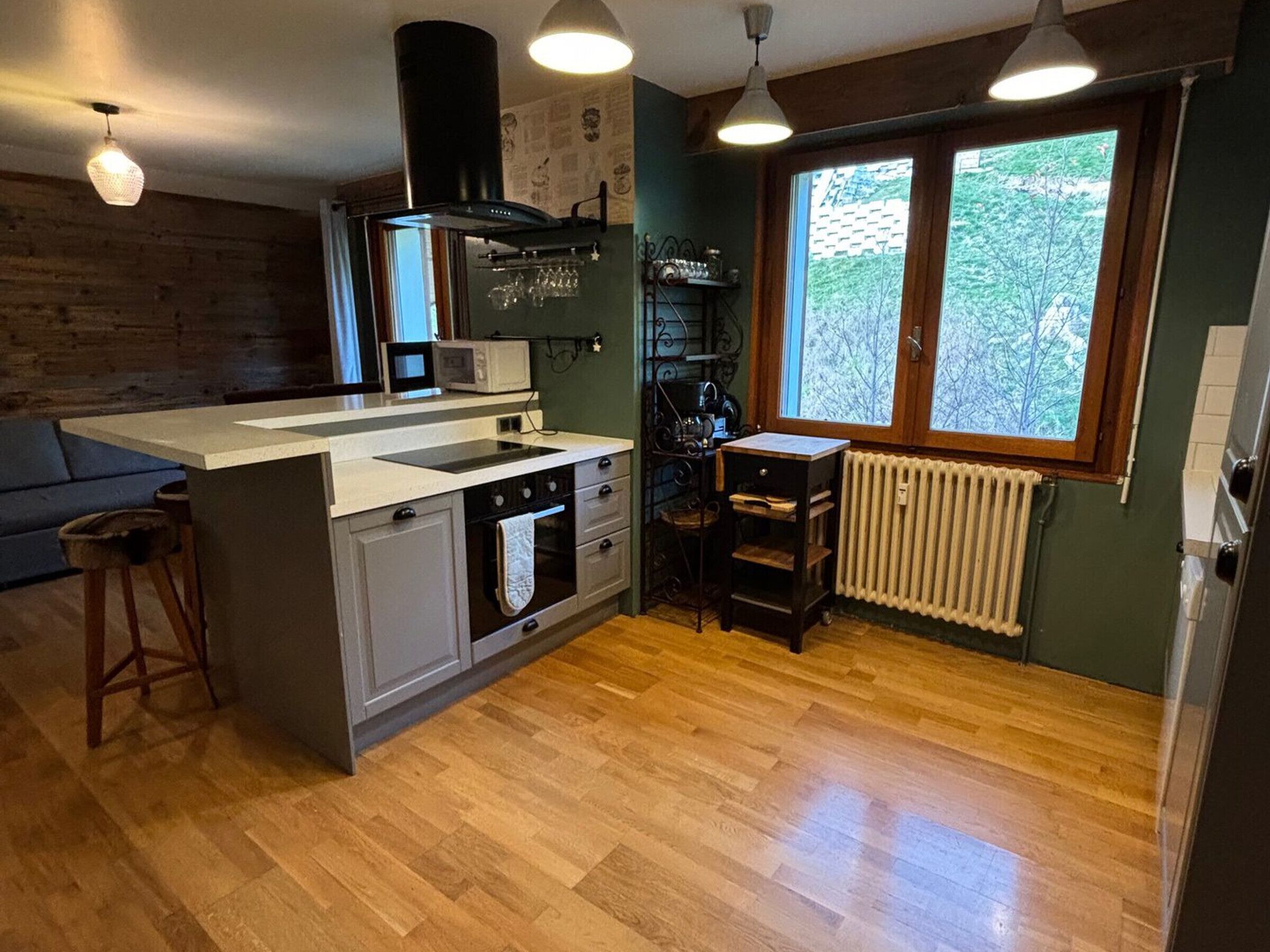 Kjøleskap, mikrobølgeovn og oppvaskmaskin