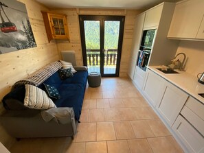 TV - Apartment with balcony, parking and WIFI in Châtel (Châtel)