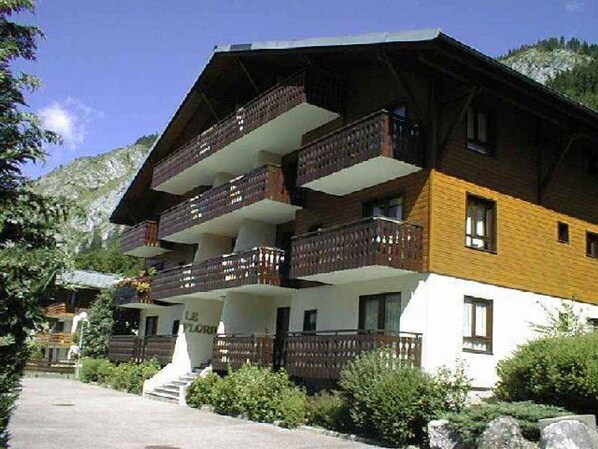 Exterior - 3-room apartment with balcony, pets allowed and parking (La Chapelle-d'Abondance)