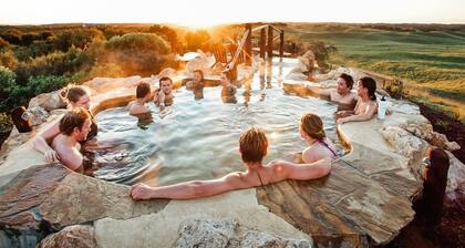 Moonah Retreat - 4pm check out on Sundays*