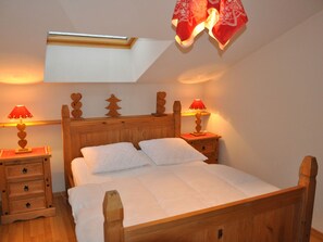 2 室のベッドルーム、WiFi