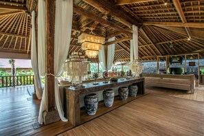 Lobby - CK5001-5BR Joglo Villa Rice View nr Canggu (Bali)