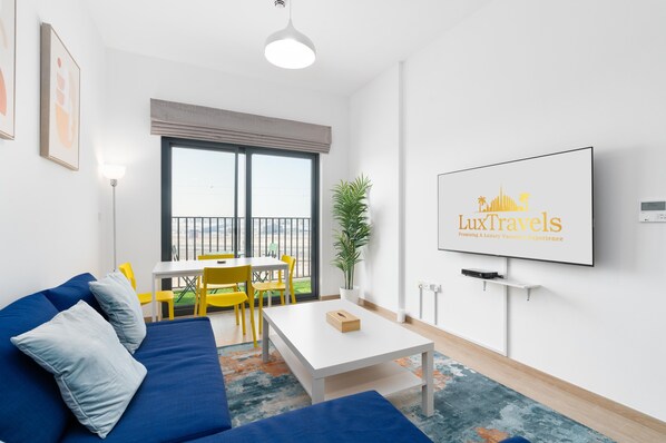 Premier Apartment | Living area