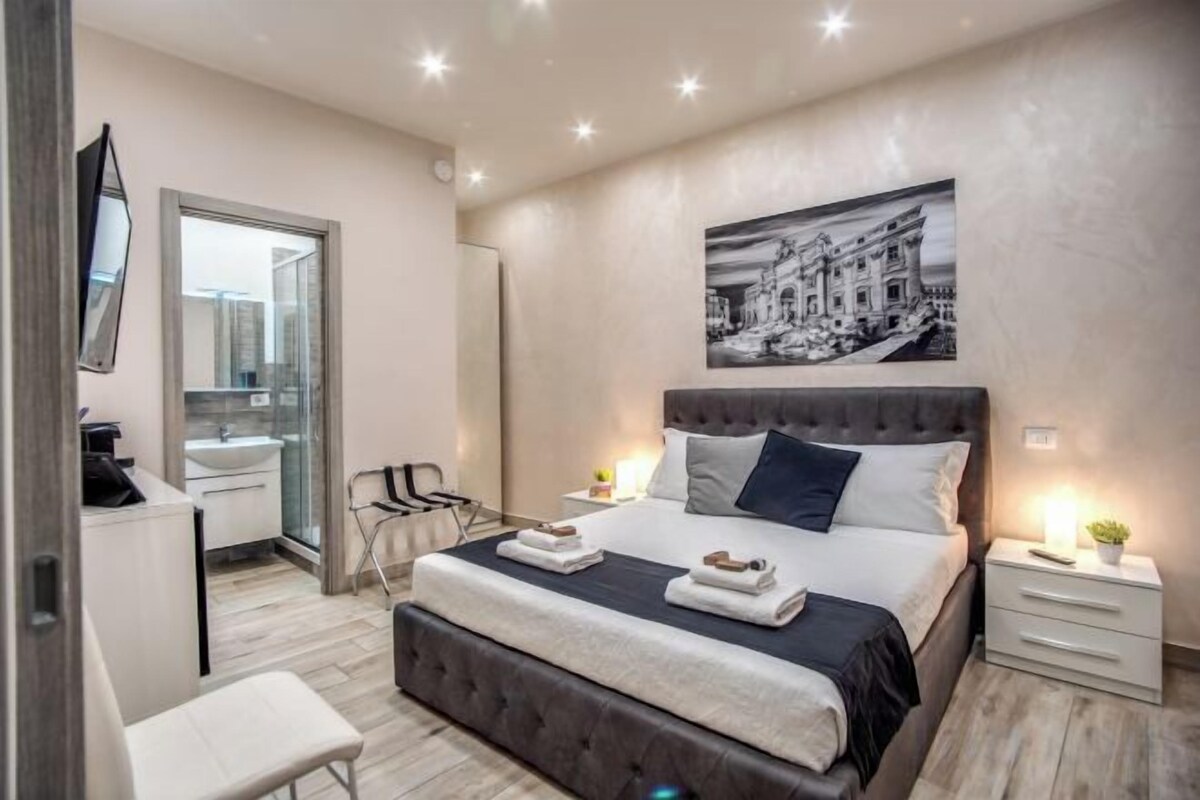 In-room safe, soundproofing, iron/ironing board (on request)