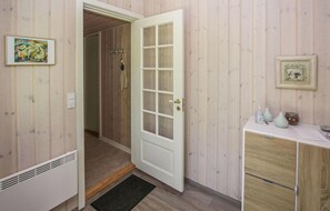 Interior - Nice home in Samsø with kitchen (Samsø)
