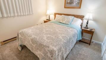 1 bedroom, desk, free WiFi