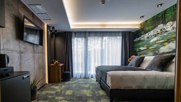 Panoramic Room, Non Smoking | In-room safe, blackout drapes, travel crib, free WiFi