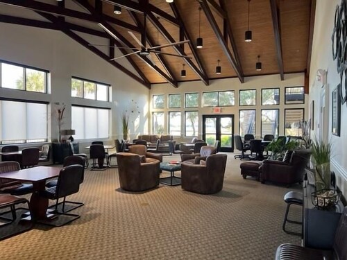 Golden Memories offers unobstructed views of the Lockwood Folly Inlet
