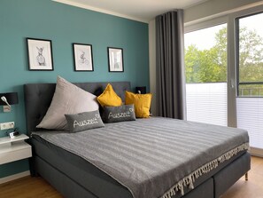 3 chambres, fer et planche à repasser, lit parapluie, Wi-Fi gratuit