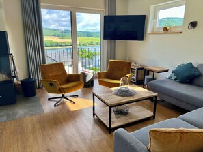 TV, fireplace, DVD player, ping pong