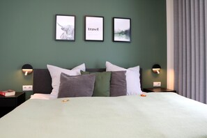 3 chambres, lit parapluie, Wi-Fi gratuit, draps fournis