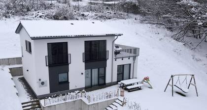 Diemelblick acht - Sauna. Family friendly. Dog allowed.