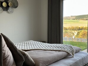 3 chambres, fer et planche à repasser, lit parapluie, Wi-Fi gratuit