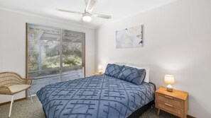 3 bedrooms, Internet, bed sheets