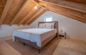 2 habitaciones, caja de seguridad en la habitación y cuna de viaje 