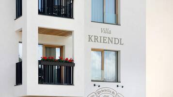 Dettaglio esterni