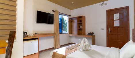 Ropa de cama de alta calidad, colchones con efecto memoria y minibar