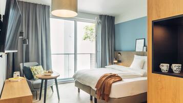 Quarto casal ou duplo standard | Roupas de cama premium, cofres nos quartos, quartos à prova de som