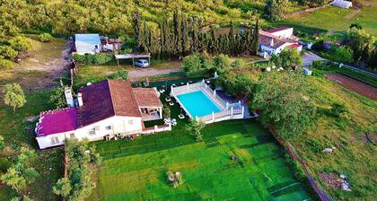 Villa 'La Blanca de Aroche' with Mountain Views, Private Pool & Wi-Fi