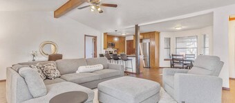 This house is a 3 bedroom(s), 2 bathrooms, located in Edmond, OK.