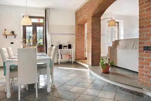 Apartment 'La Dolce Vita' with Private Garden, Private Pool and Wi-Fi