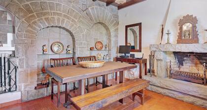 Holiday Home 'Quinta La Rabide' with Mountain View, Wi-Fi and Air Conditioning