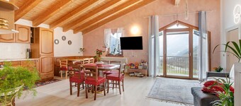 Apartment 'Casa Sergio' with Mountain View, Private Garden and Balcony