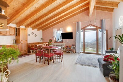 Apartment 'Casa Sergio' with Mountain View, Private Garden and Balcony