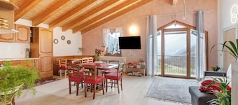 Apartment 'Casa Sergio' with Mountain View, Private Garden and Balcony