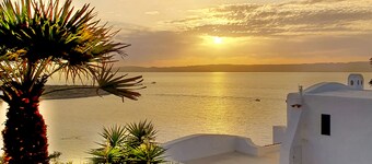 Holiday Home 'Cri' with Sea View, Private Terrace and Air Conditioning