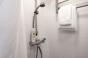 City Studio | Bathroom