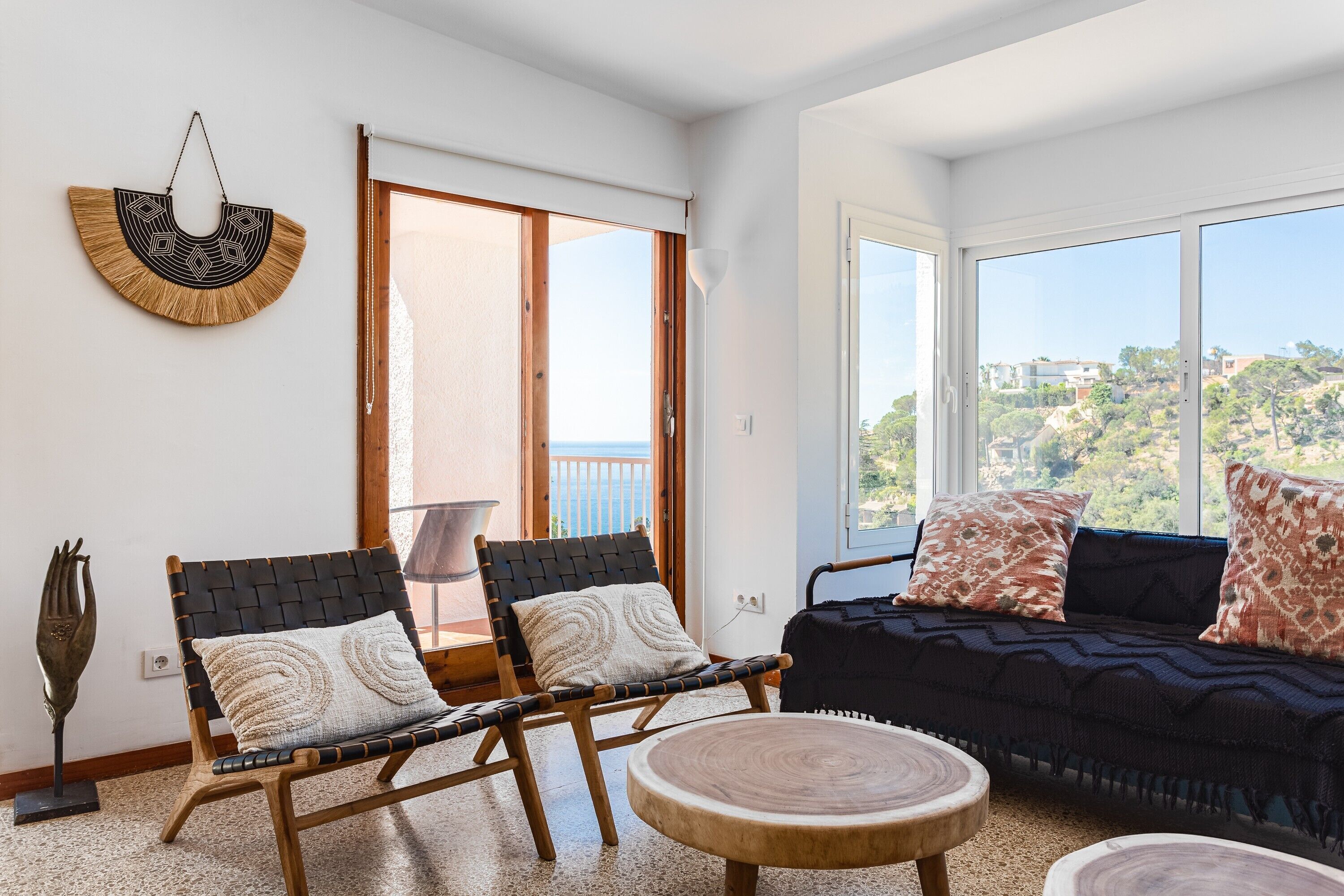 Televisie en een open haard