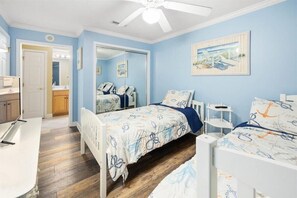 3 bedrooms, iron/ironing board, free WiFi