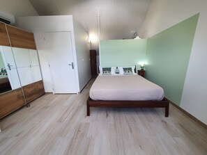 2 chambres, fer et planche Ă repasser, Wi-Fi, draps fournis